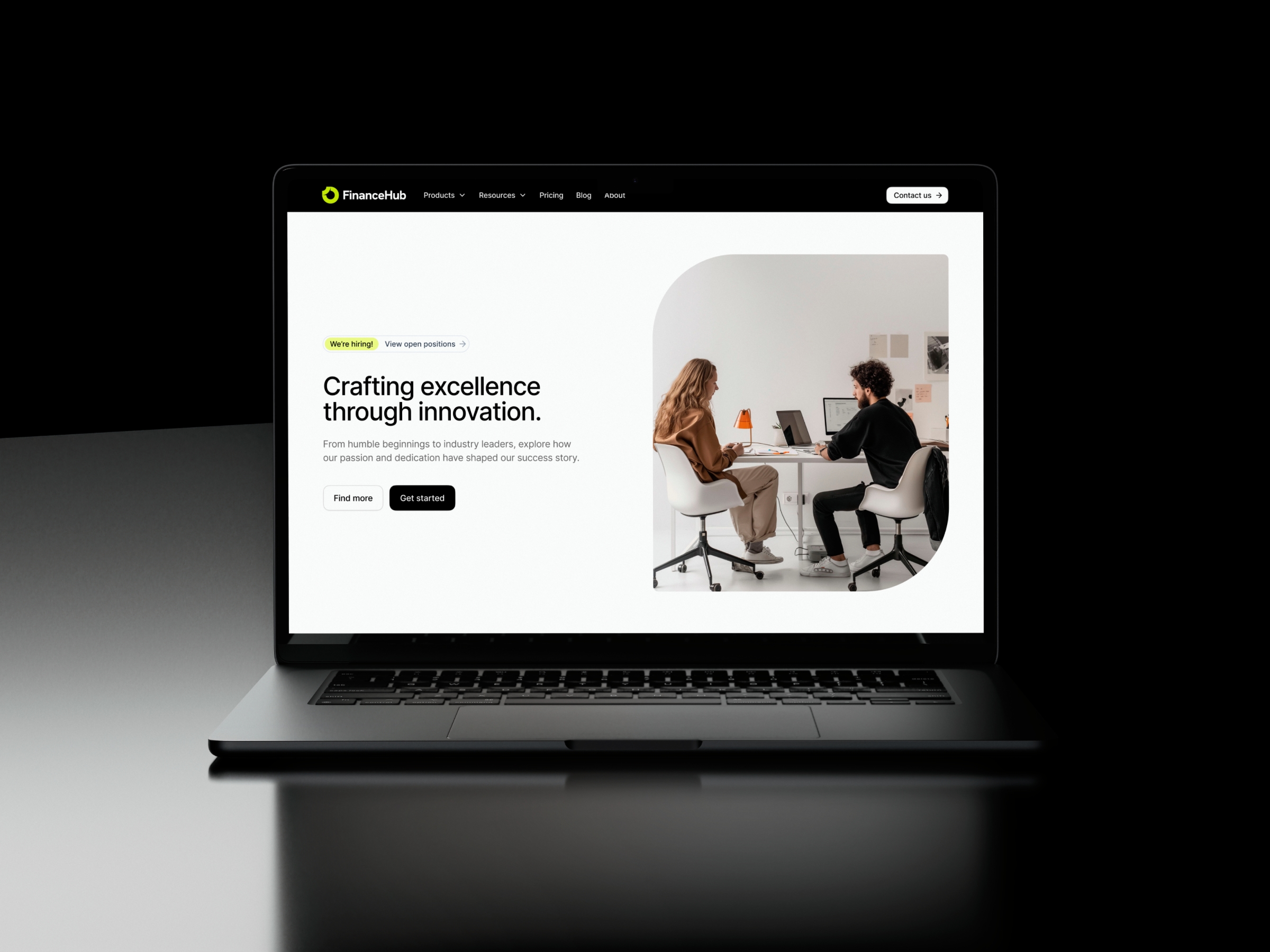 Screenshot 2 of FinanceHub