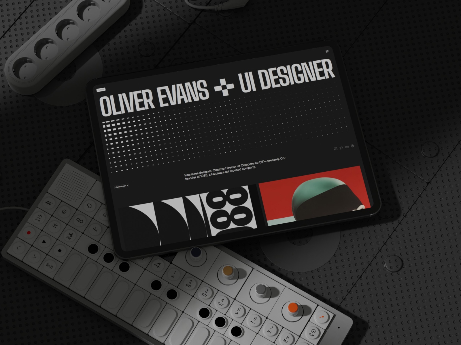 Screenshot 1 of Operator-01